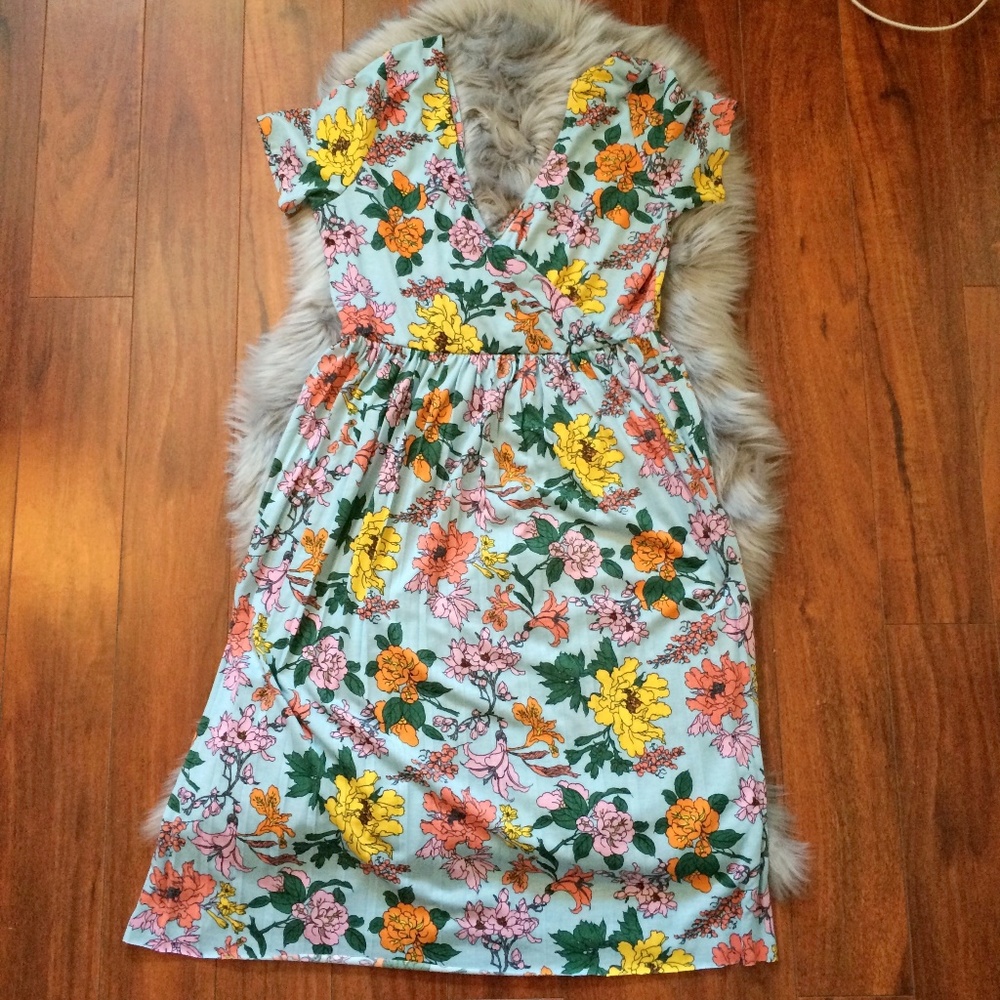 ASOS V Neck Midi Blue Floral Midi Dress